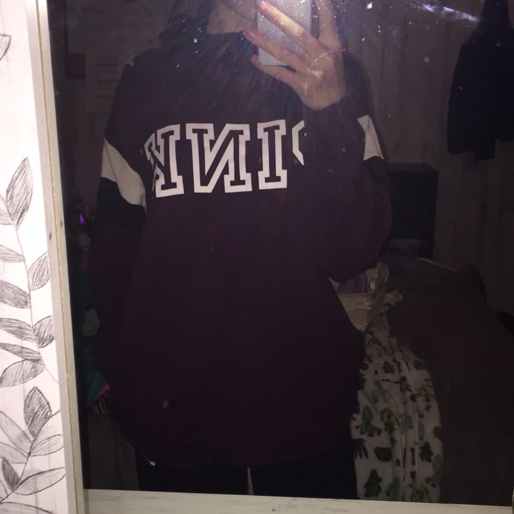 Victoria Secret Long sleeve - Picture 1 of 8